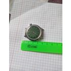 Часы "Восток" РЕДКИЕ 17 камней, зелёный циферблат, боковая секундная стрелка, СССР. На ходу. Без мц