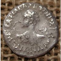 Греция короли Бактрии Менандр.160 - 145г.до н.э.Серебряная драхма.  2.16 г.16,6мм. Героический бюст-Афина