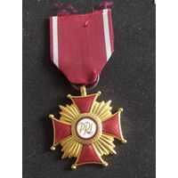 Медаль за заслуги золотая аукцион