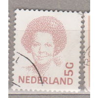 Королева Нидерландов Беатрикс Нидерланды лот 1080     1992 год  около 10 % от каталога