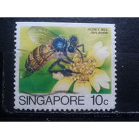 Сингапур, 1985. Пчела медоносная