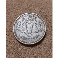 Мадагаскар 5 франков, 1953