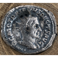 Денарий. Antoninian из Ульпия Траяна ДЕЦИЙ (249-251 н. э) два dacia стоя 4,81гр.22,9мм.