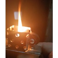 Гигантская зажигалка под Zippo.