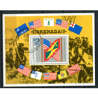 Гренада 1976 год. 200 лет США, флаги Гренады и США