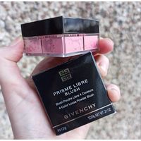 Рассыпчатые румяна Givenchy Prisme Libre Blush 4x1.5gr в оттенке 2 Taffetas Rose