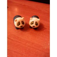 Игрушки из Киндера. Мишки Панды