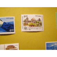 Почтамт Бомбея Индия 1988 год чистая  1 марка