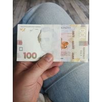 100 гривень 2019 год , банковский корешок 100 штук по 100 гривень unc номера по порядку