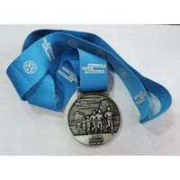 Спортивная медаль "Минский марафон 2015г.". Диаметр 6.4 см. Тяжёлая.