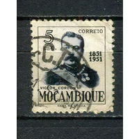 Португальские колонии - Мозамбик - 1951 - Виктор Кордон 5Е - [Mi.411] - 1 марка. Гашеная.  (Лот 26Ct)