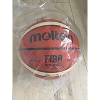 Баскетбольный мяч Molten GL7X