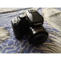 Panasonic Lumix DC-FZ82