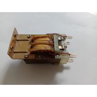 Трансформатор (железо ШI-18бх18) 12V 0.7А Р=8W вес 0.4кг