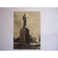 Памятник Горькому.Чистая.1956г.