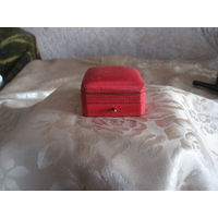 Лот 042 Подарочная коробочка для ювелирных изделий (Африка).