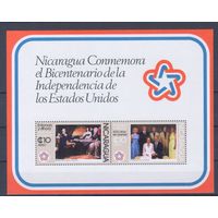 [1581] Никарагуа 1976. 200 лет США.Президенты Вашингтон и Форд с семьями. БЛОК MNH. Кат.6 е.