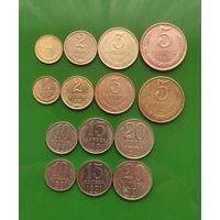 Сборный лот монет СССР 1991 года на два монетных двора ( 14 штук, включая нечастые 10 коп.(л) и 20 коп.( м)). В хорошем сохране!