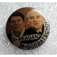 Значок. Р. Рейган, М. Горбачев #0056