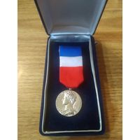 Медаль за безупречную трудовую деятельность, Франция, 1995г. Серебрение.