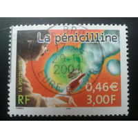 Франция 2001 пеницилин , бактерия под микроскопом