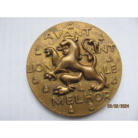 Памятная,сувенирная медаль герб г.ЛИОНА,привезена в 1978г.Д59мм.