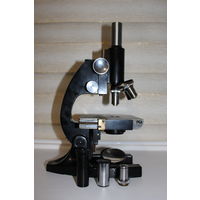 Старый микроскоп BAUSCH and LOMB OPTICAL CO. Rochester, N.Y. , U.S.A. , в отличном состоянии.
