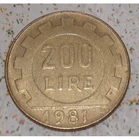 Италия 200 лир, 1981 (15-3-10)