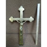 Крест католический, бронза, старый.