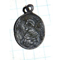 Католический медальон