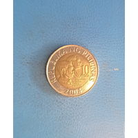 Филиппины 10 писо песо 2004 год биметалл