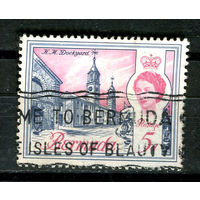 Британские колонии - Бермуды - 1962/1969 - Королева Елизавета II и архитеткутра 5Р - [Mi.166] - 1 марка. Гашеная.  (Лот 60AL)