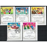 Международный год защиты детей КНДР 1979 год серия из 5 марок с купонами (2-ой выпуск)