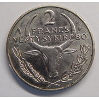 Мадагаскар 2 франка 1979 г