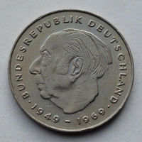 Германия 2 марки. Теодор Хойс. 1978. D