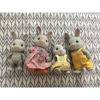 Sylvanian families семья серых кроликов