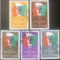 Кот-д'Ивуар. 1982 год. Флаг Кот-д'Ивуара и слон. Полная серия 5 марок. Mi:CI 756-760. Почтовое гашение.