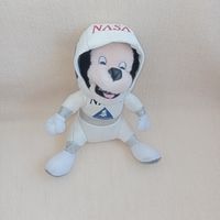 Обезьяна космонавт, обезьянка в костюме космонавта