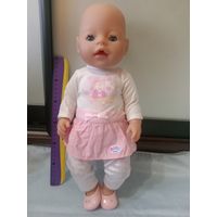 Фирменная, коллекционная кукла. Оригинальная, привезена из Германии. Ложится спать- закрывает глаза. Недорого, из коллекции!
