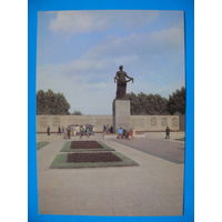 Мельников В.(фото), Ленинград. Пискаревское кладбище; 1986, чистая.