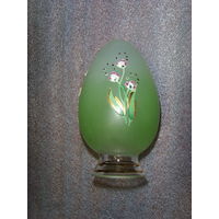 Пасхальное яйцо . Зеленое стекло