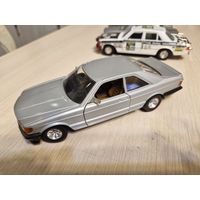 Старое BURAGO Mercedes w126 sec