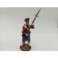Солдатики оловянные(Военно-историческая миниатюра) Сержант шотландской пехоты Наполеоновских войн