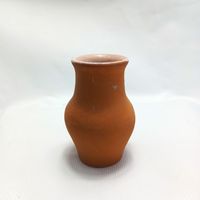 Миниатюрная ваза