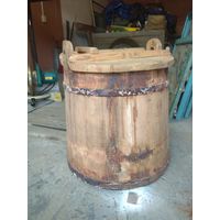 Кадка деревянная около 20 литров