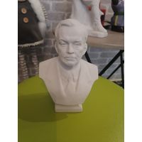 Бюст янки купалы минский фз