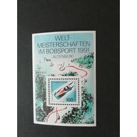 Германия. Блок Mi 1496 номер 23 за 1991 год "Чемпионат мира по бобслею" (чистый**)