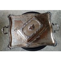 Тарелка Сервировочное блюдо с крышкой барокко XIX век, геральдика фамильный  герб, медь серебрение не Фраже, не с рубля