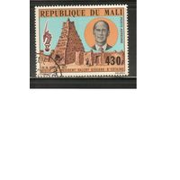 Мали-1977 (Мих.569) гаш. , Президент, Архитектура(одиночка)