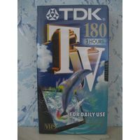 Видео касета VHS PAL SECAM "TDK Е-180 TVED" чистая. Оригинал. Сделано в Японии.